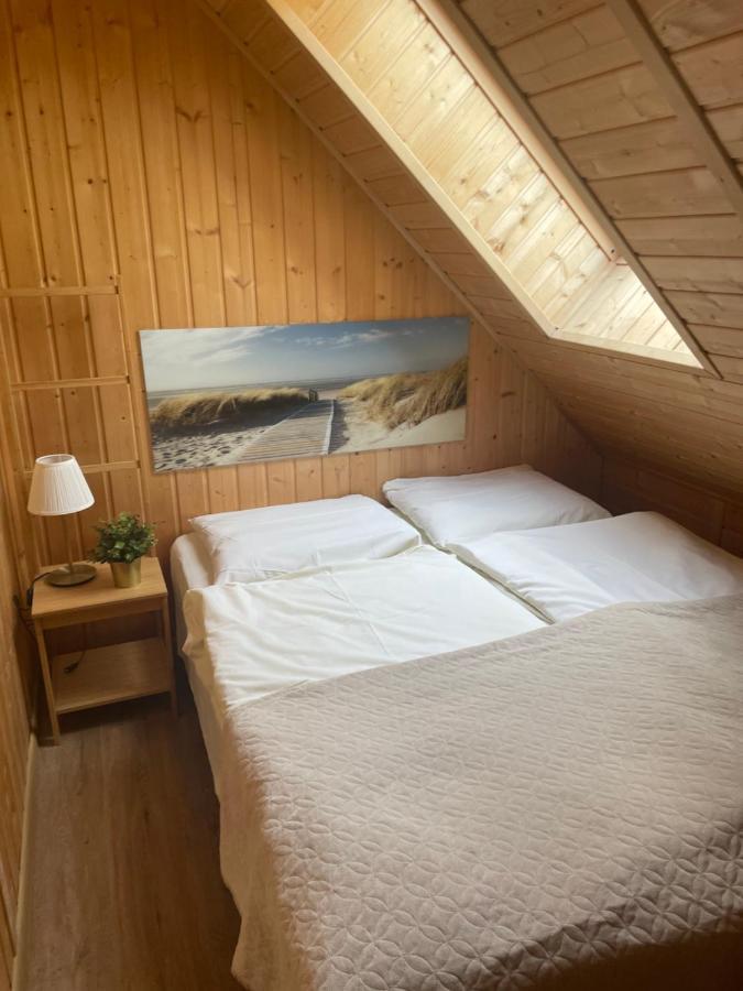 Sosnowa Mila - Domy I Apartamenty Pobierowo Exteriör bild