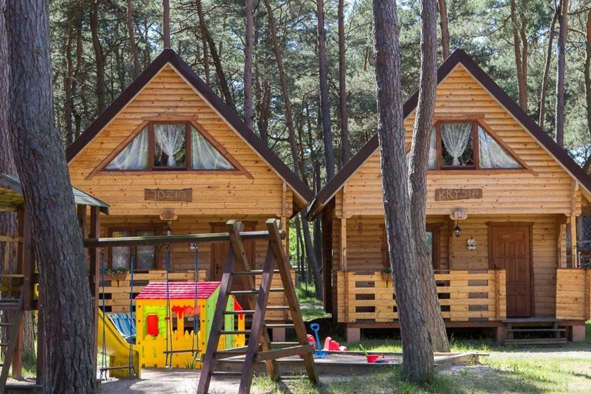 Sosnowa Mila - Domy I Apartamenty Pobierowo Exteriör bild