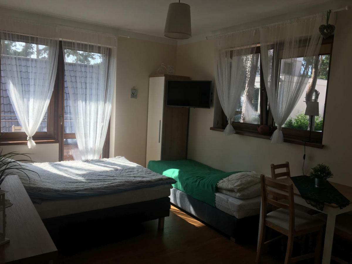 Sosnowa Mila - Domy I Apartamenty Pobierowo Exteriör bild