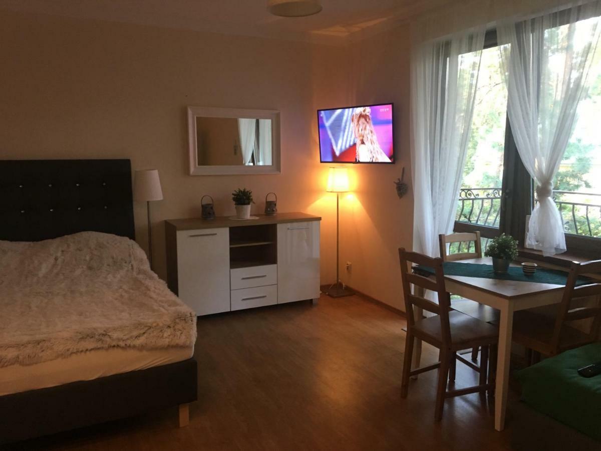Sosnowa Mila - Domy I Apartamenty Pobierowo Exteriör bild